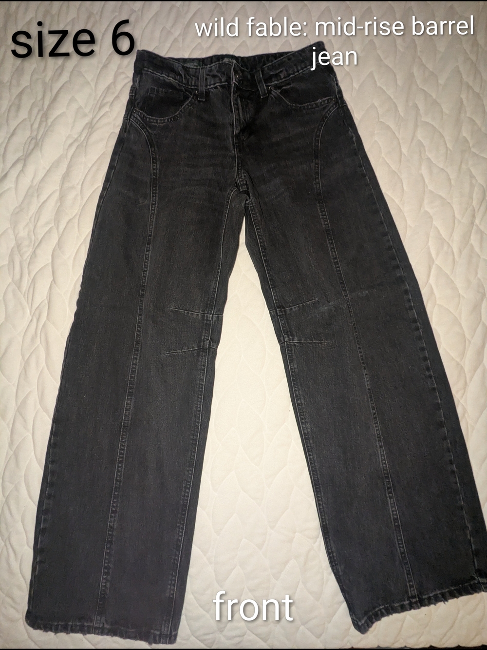 SUPER TRENDY! Mid-Rise Barrel Jean